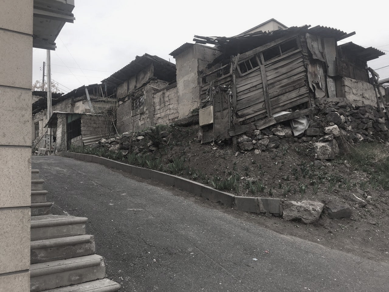 Casas en las calles cercanas a la calle Amiryan del distrito de Kond, Ereván, Armenia