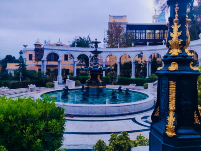 Parque de la fuente de la filarmónica, Baku, Azerbaiyán
