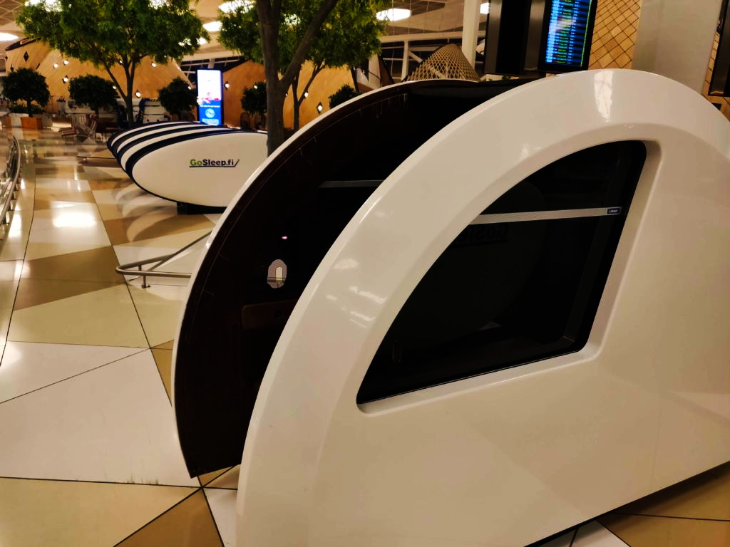 Cabinas para dormir en el Aeropuerto Internacional Heydar Aliyev en Baku, Azerbaiyán